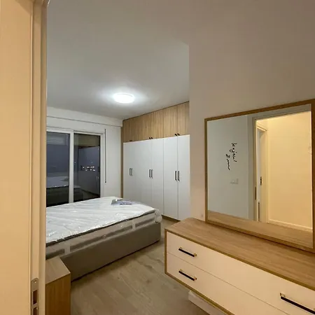 For Rent Near Airport Unaza E Re