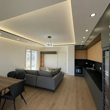 アパート For Rent Near Airport Unaza E Re *
